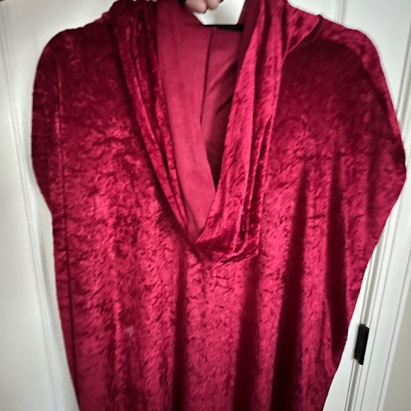 DISGUISE Red Robe with Hood - Picture 6 of 7
